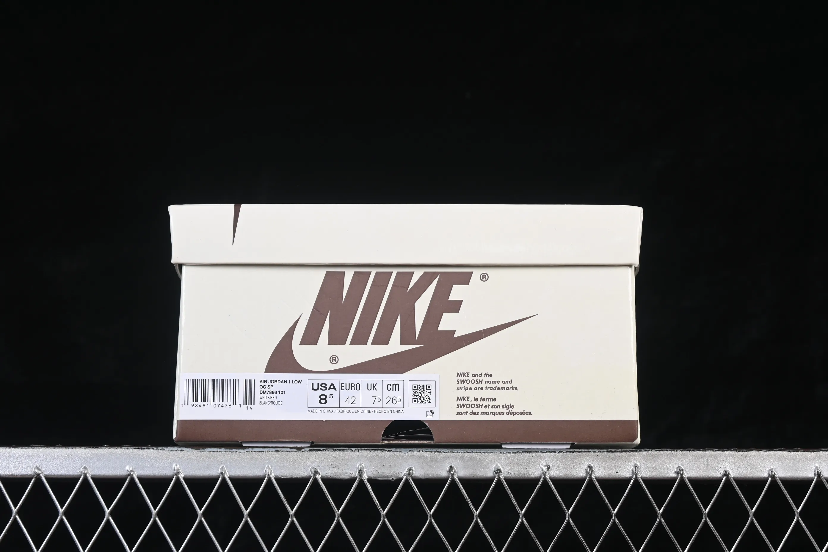 All categories Air Jordan Jordan series basketball shoes Air Jordan 1 Low Travis Scott x Air Jordan 1 Low OG AJ1 Joe 1 undercut low DM7866-101